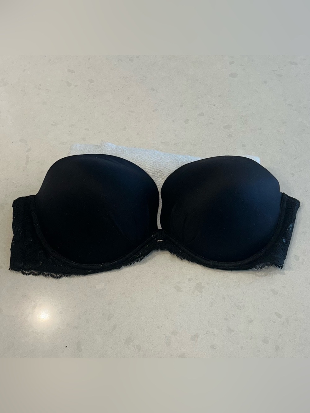 Victoria's Secret Black Strapless Lace-Edge Bandeau Bra